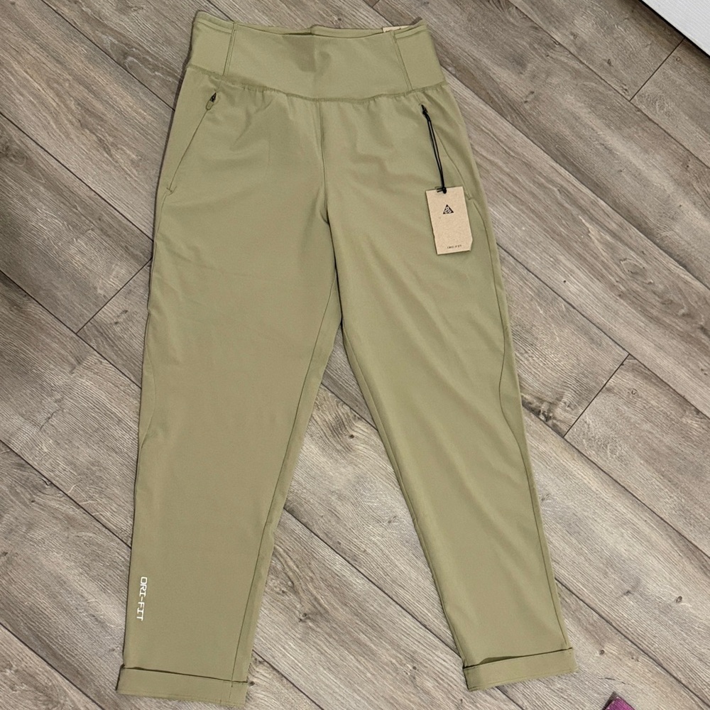 Nike ACG Pants Womens XS Hise Rise Joggers New Sands DV9527-276 Neutral Olive